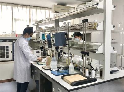 肇慶化妝品產業鏈探秘 從OEM代工到品牌銷售，一站式購物指南